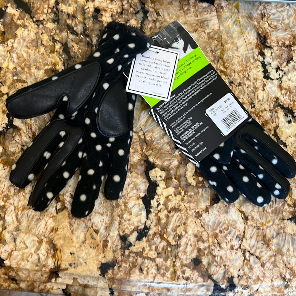NWT ISOTONER gloves Smart Touch SmarTouch